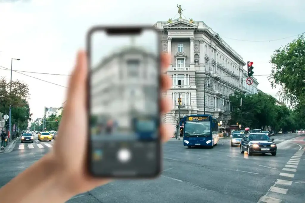 Hipermetrop (Yakını Görememe) Nedir? Hipermetropi Nedenleri, Belirtileri ve Tedavisi