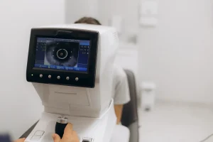 How Is an Eye Examination Performed